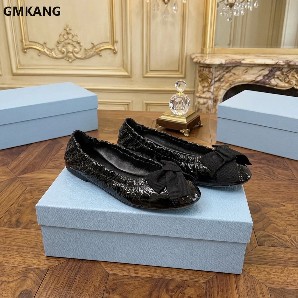 Leather Work Flats Women - أحذية باليه نسائية مسطحة بفيونكة وطيات،