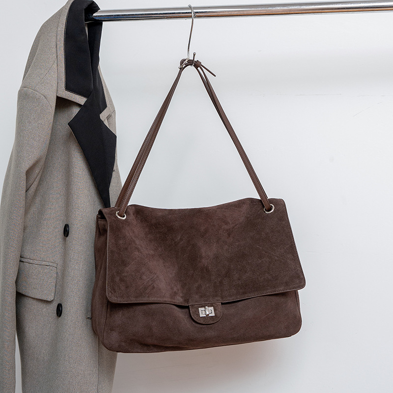 Leather Work Handbag - حقيبة كتف نسائية من الجلد السويدي