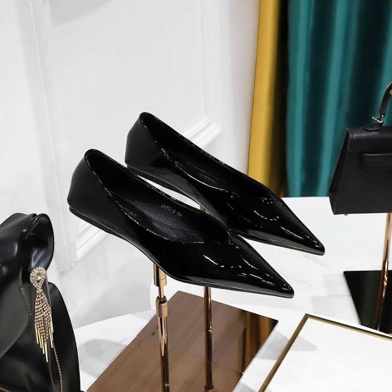 أزياء النساء 1 سنتيمتر منخفضة  - مراجعة Leather Work Flats Women وسعره